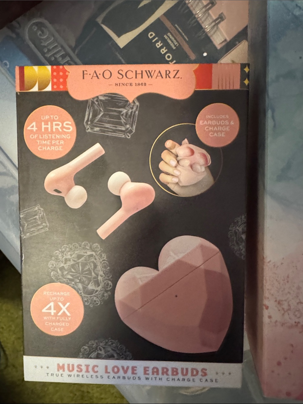 FAO Schwarz ear buds